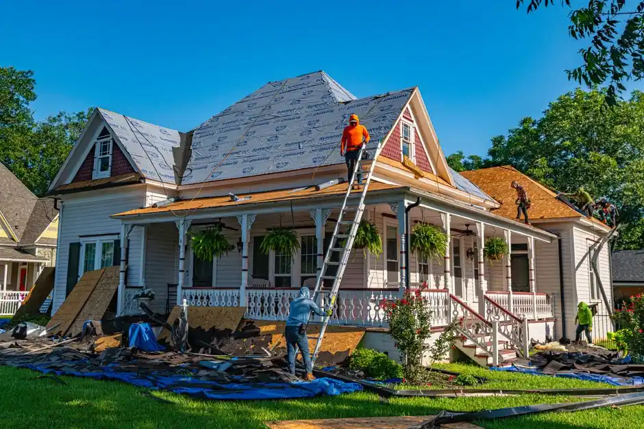 DB Roofing Solutions — Commercial Roofing you can rely on
